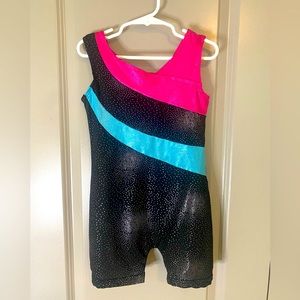 Girls leotard. Pink, black and blue 🩷🖤🩵 Size 6-7. Hardly worn!
